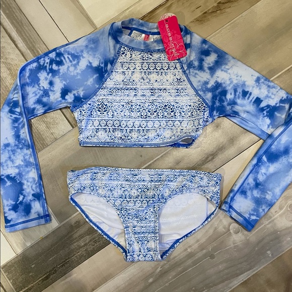 NWT- GOSSIP GIRL 2 Piece swim  with 50+ SPF (7) - Picture 5 of 6